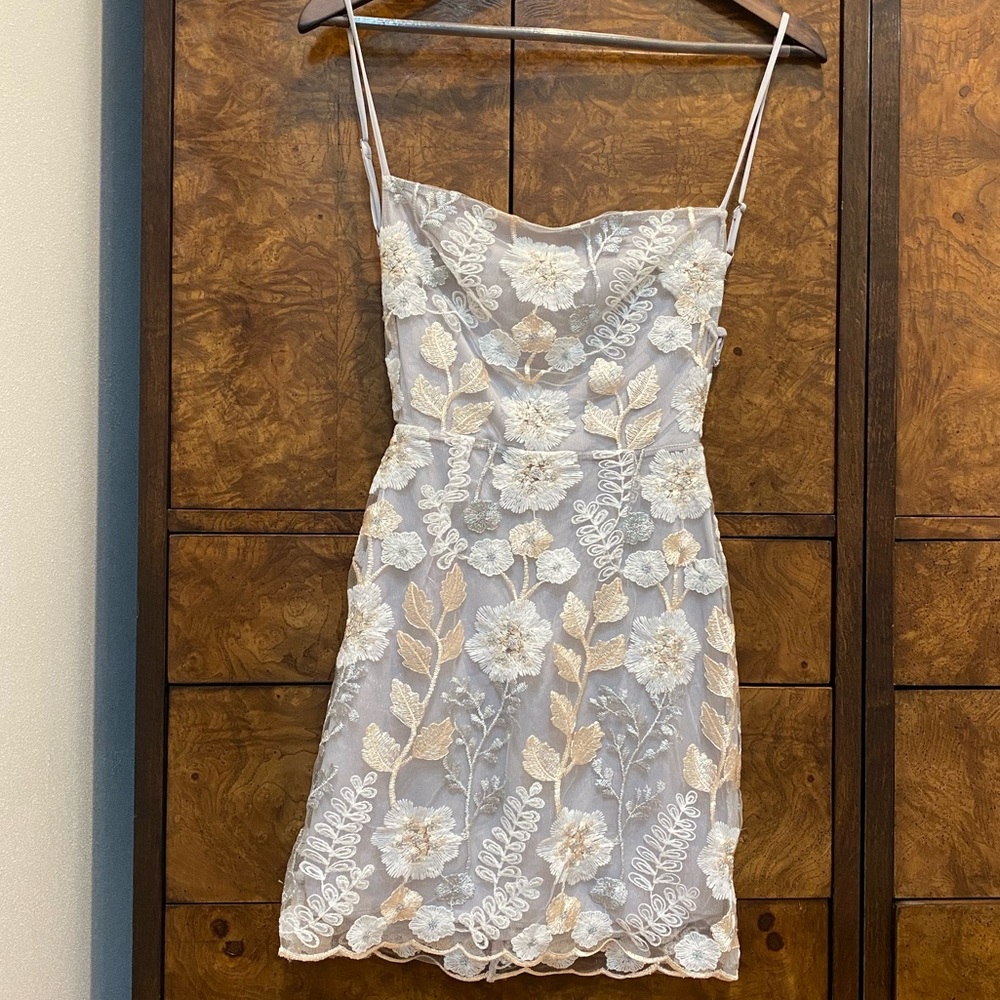 Embroidered Floral Bodycon Dress